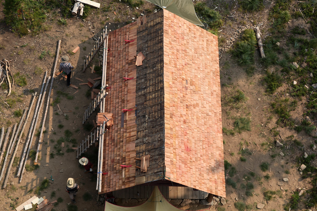New roof installation Arctic Point